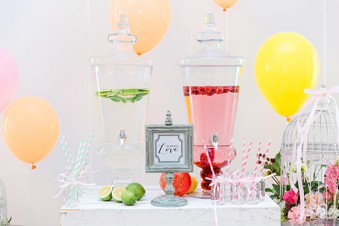 Sommerhochzeit Getränkebar