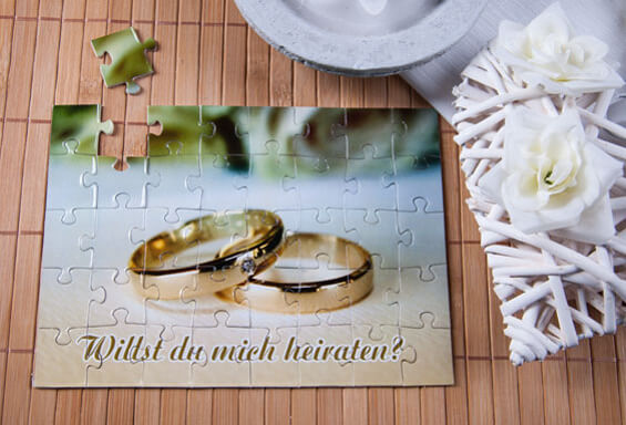 Heiratsantrag mit einem Fotopuzzle