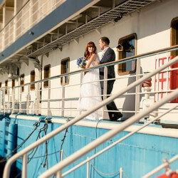 Hochzeit auf einem Clubschiff