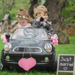 Autoschmuck zur Hochzeit mit Herz