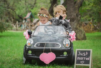 Autoschmuck zur Hochzeit mit Herz