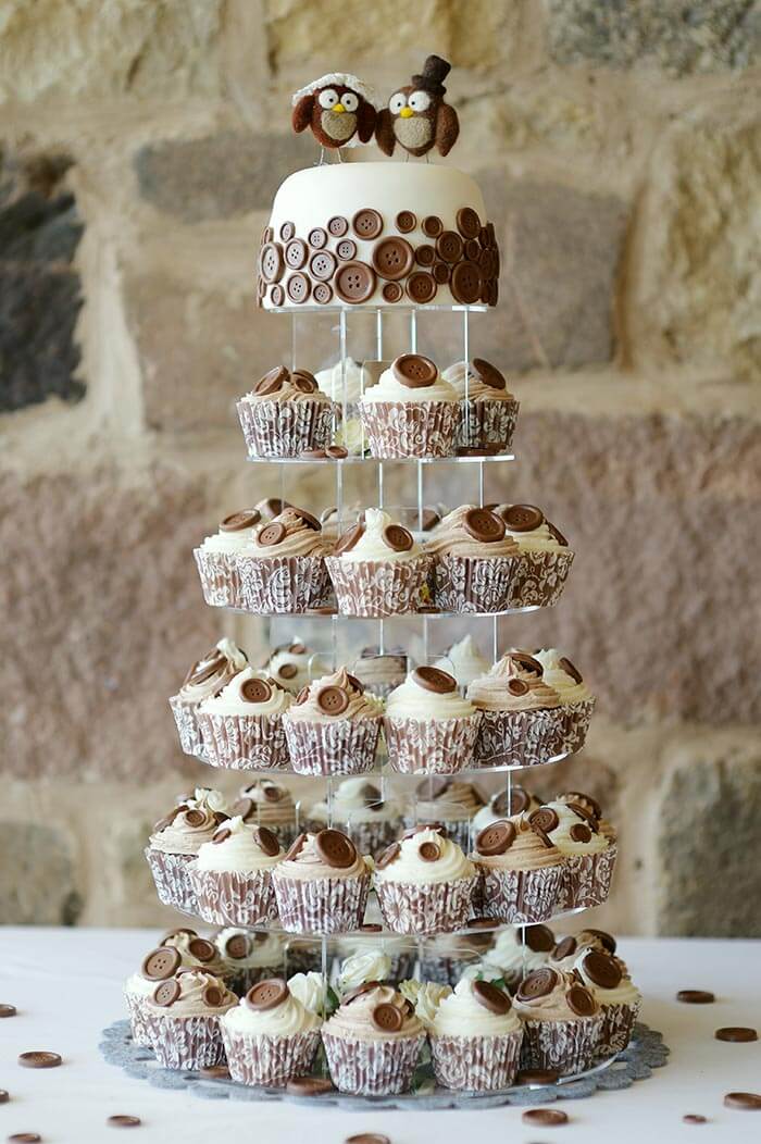 Hochzeitstorte mit Cupcakes