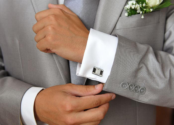 Manschettenknoepfe Hochzeit 700x505 - Cufflinks for weddings - for the groom with style