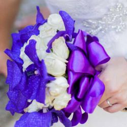 Brautstrauß weiß lila