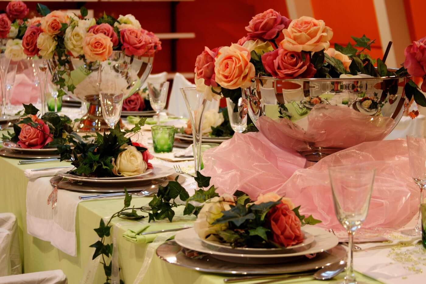 Hochzeitsdeko luxuriös Rosen