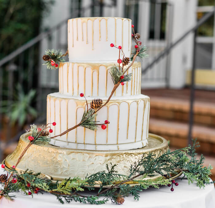 Hochzeitstorte Weiß Gold