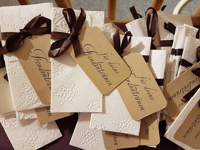 SALE Taschentücher 100 Stück gold für die Freudentränen Hochzeit "Mr & Mrs" 