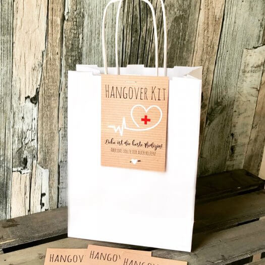 Hangover Kit Hochzeit Tipps, Ideen und kostenlose Vorlage