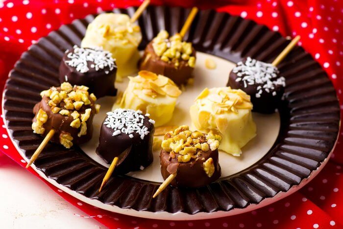 Schokobananen selber machen: Süßes DIY fürs Fingerfood-Buffet