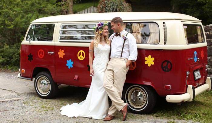 Hippie Hochzeit 700x408 - 22 flowery tips, ideas & inspirations