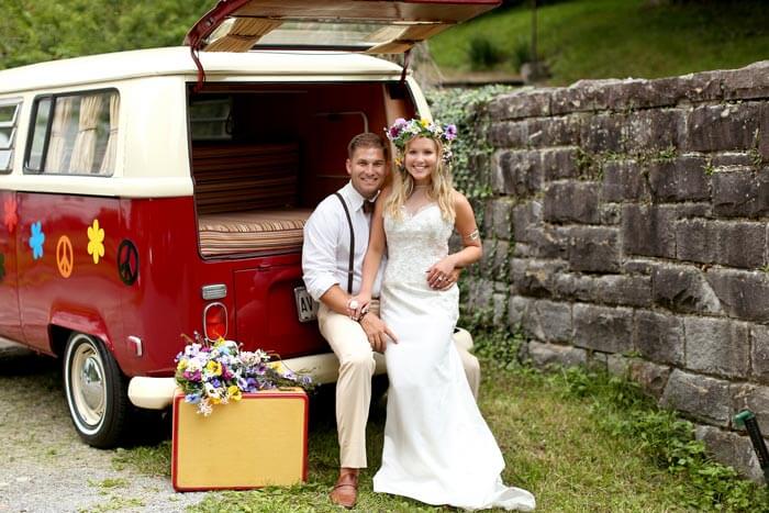 Hippie Hochzeit mit Bulli