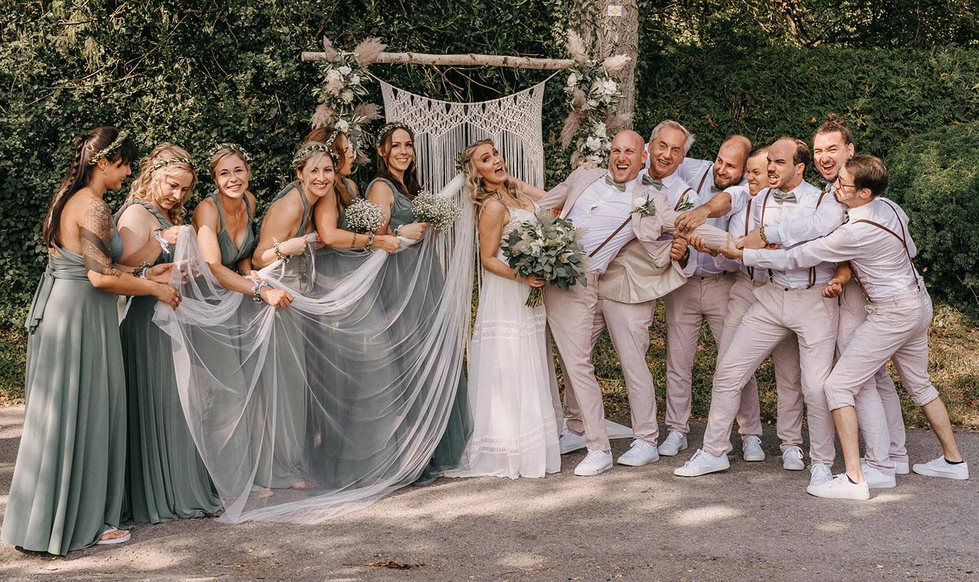 Lustiges Gruppenbild Hochzeit