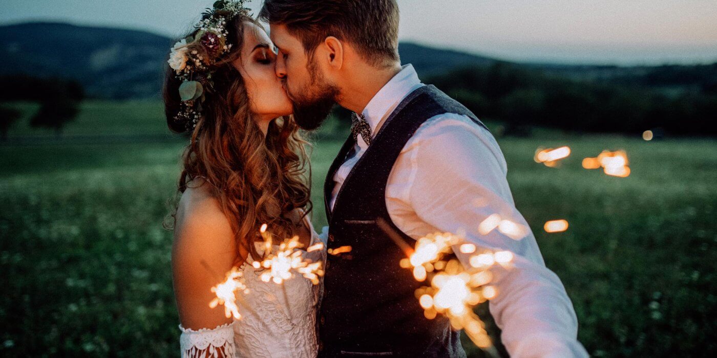 Sternenhochzeit ein Motto mystisch und elegant Tipps & Beispiele
