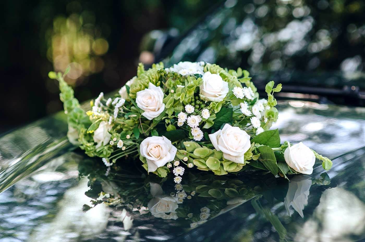 Autodeko Hochzeit Rosen