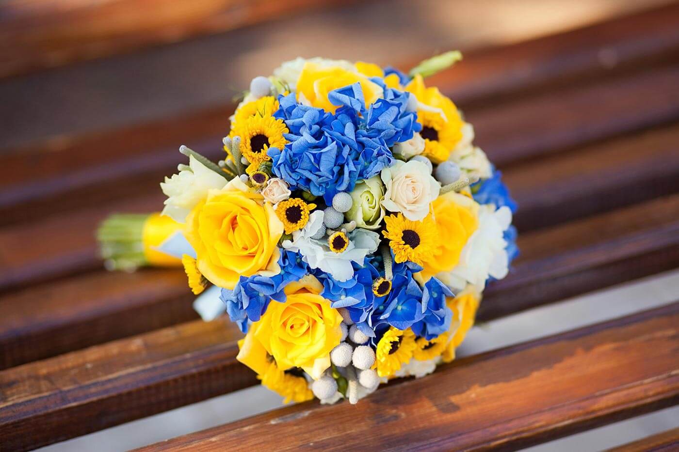 Brautstrauß Blau Gelb