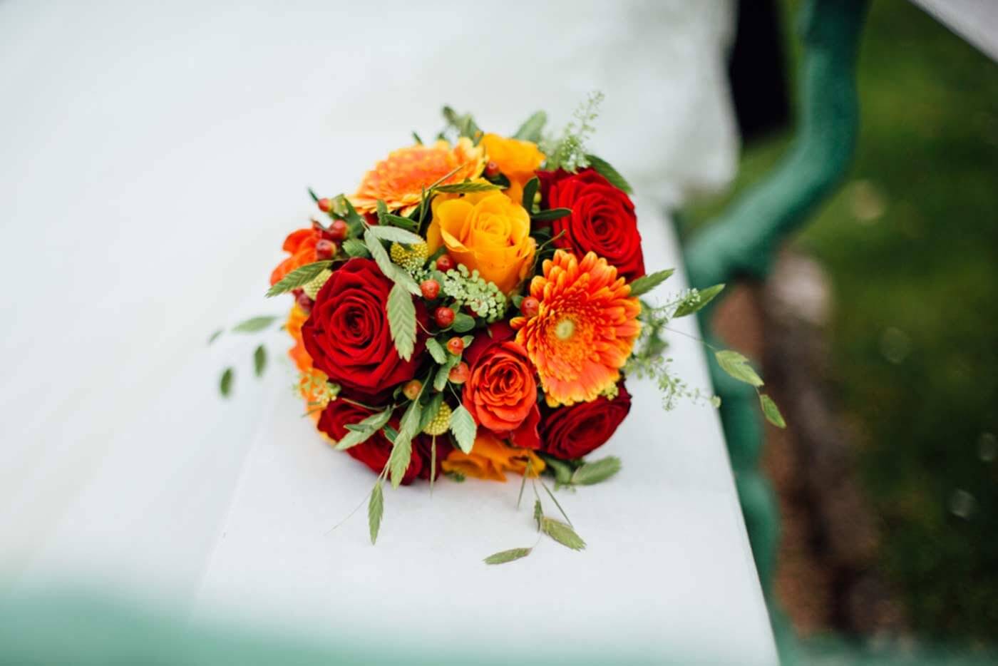 Brautstrauß in Orange & Rot