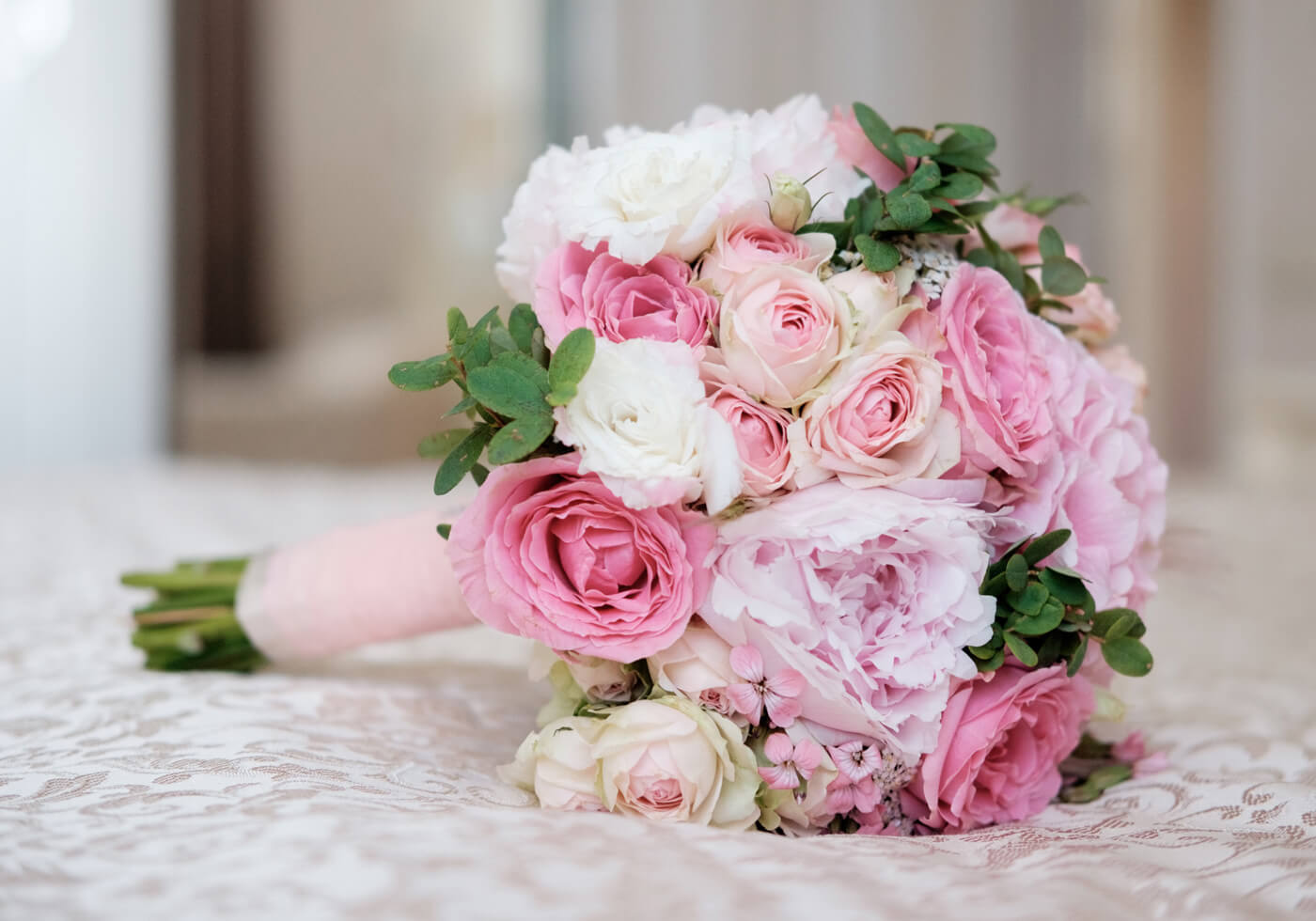 Brautstrauß Hochzeitsstrauß  rosa/ weiß Blumenstrauß Hochzeit