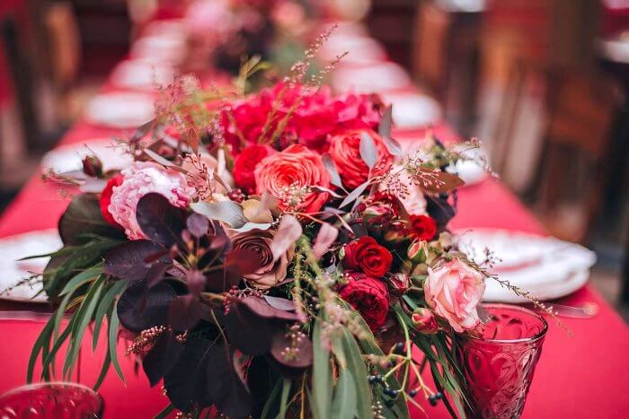 Tischdeko Hochzeit rot