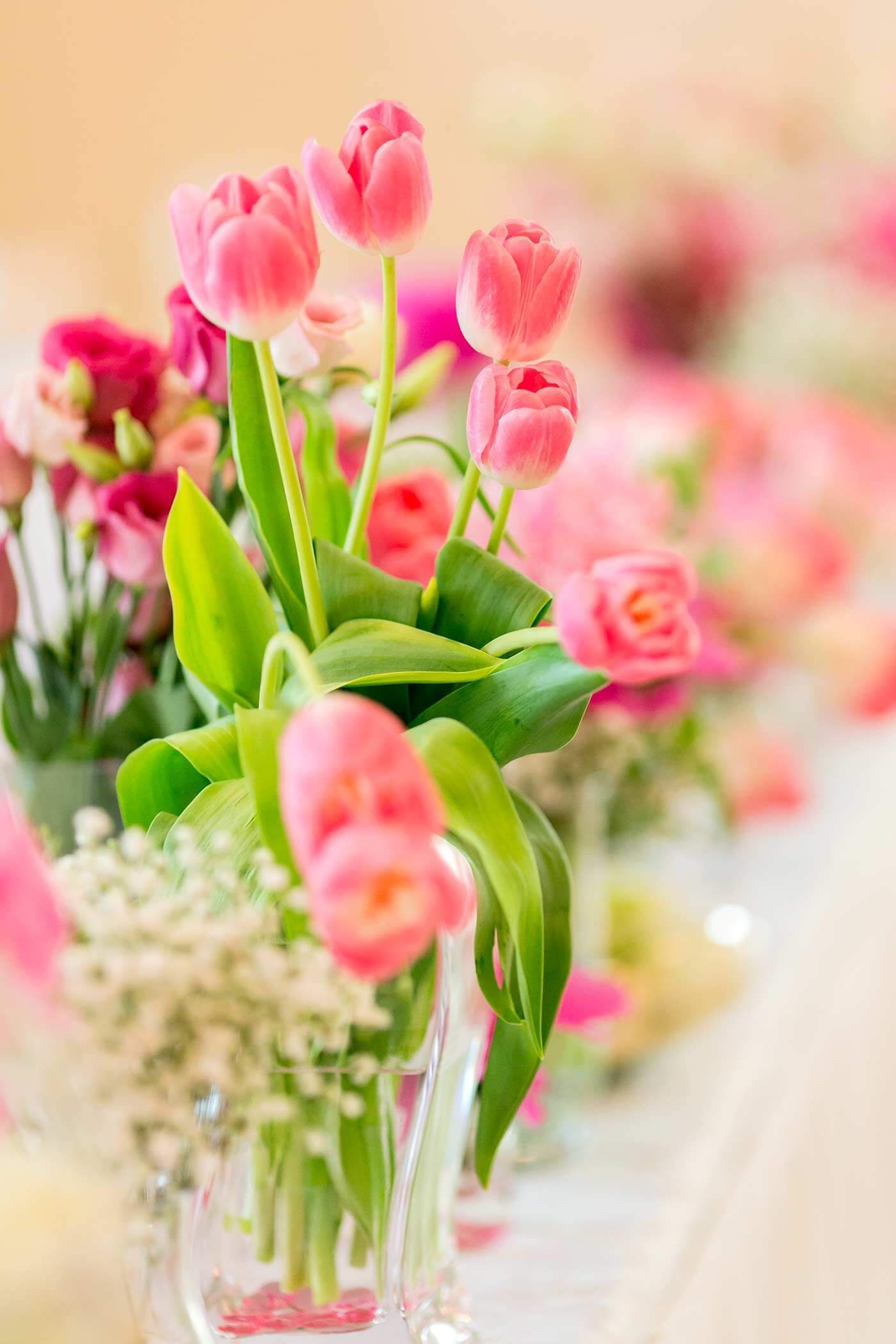 Tischdeko mit Tulpen