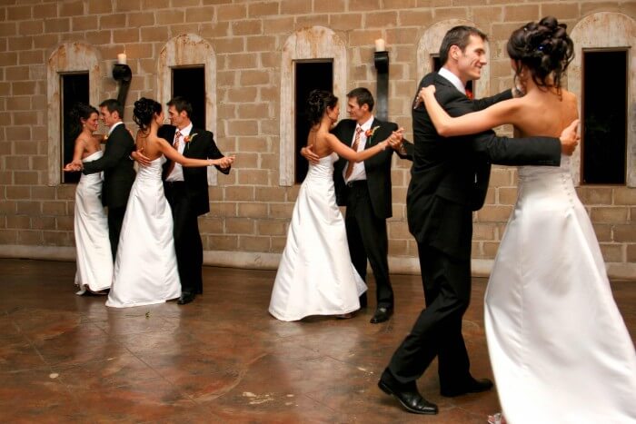 Hochzeitswalzer tanzen