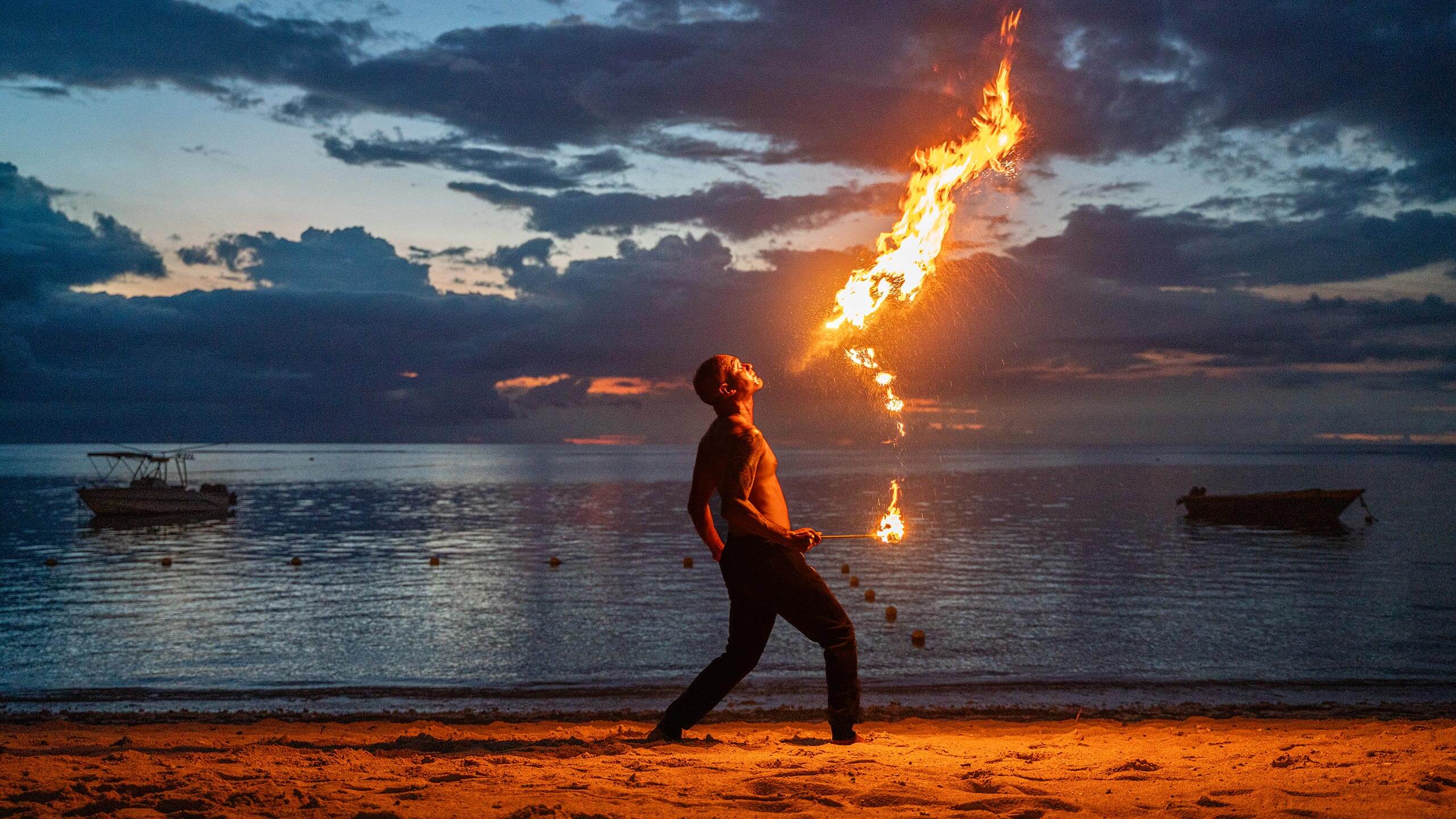 Hilton Mauritius Resort Feuershow