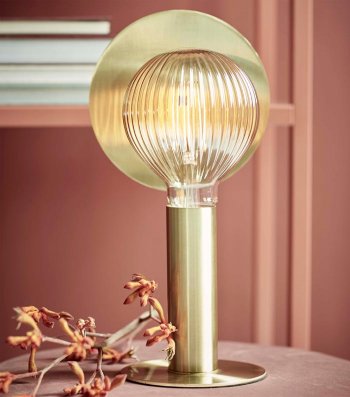 Goldene Tischlampe