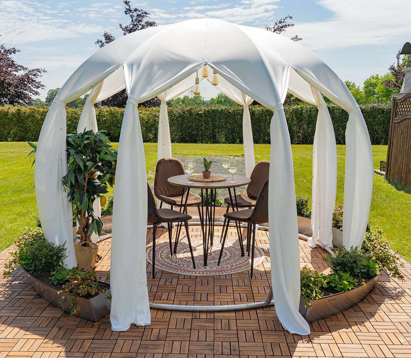 Pavillon zur Hochzeit Das Igloo als stillvolle Alternative & Hingucker!