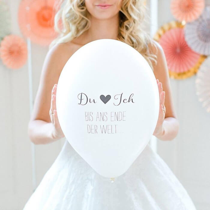 Luftballons zur Hochzeit So setzt ihr die himmlischfröhliche Deko ein