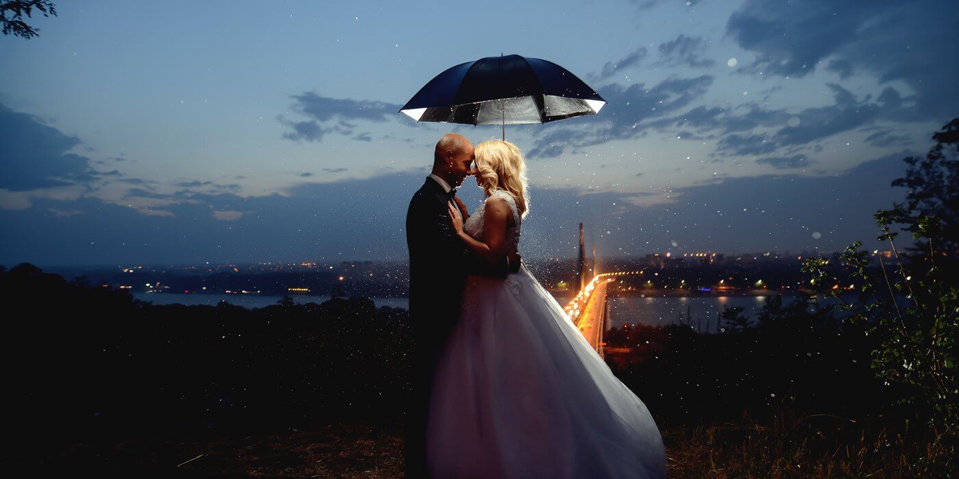 Regenschirm für die Hochzeit Die besten Tipps & Hochzeitsschirme
