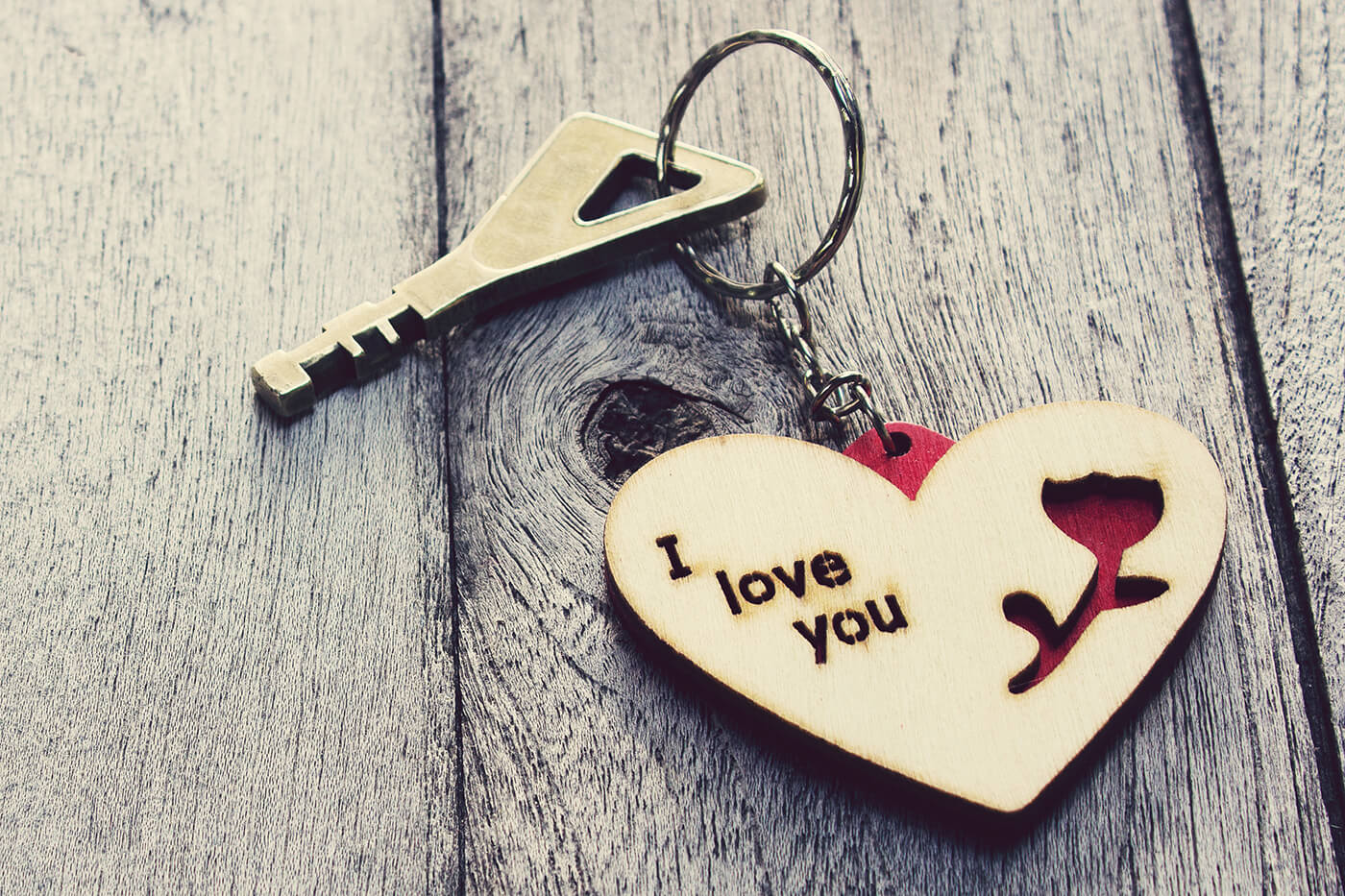 2 Schlüsselanhänger mit Gravur Liebe Hochzeit Valentinstag 4 Partneranhänger 
