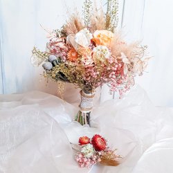 34+ Brautstrauß Online Bestellen, Rote rosen, weiße callas, rosa