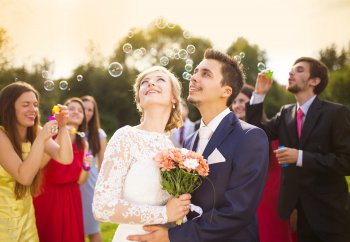 Seifenblasen zur Hochzeit