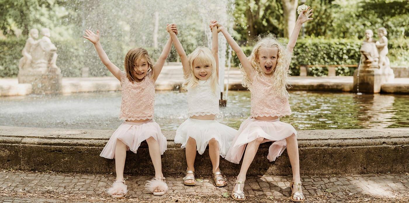 Kleid Blumenmädchen Hochzeit