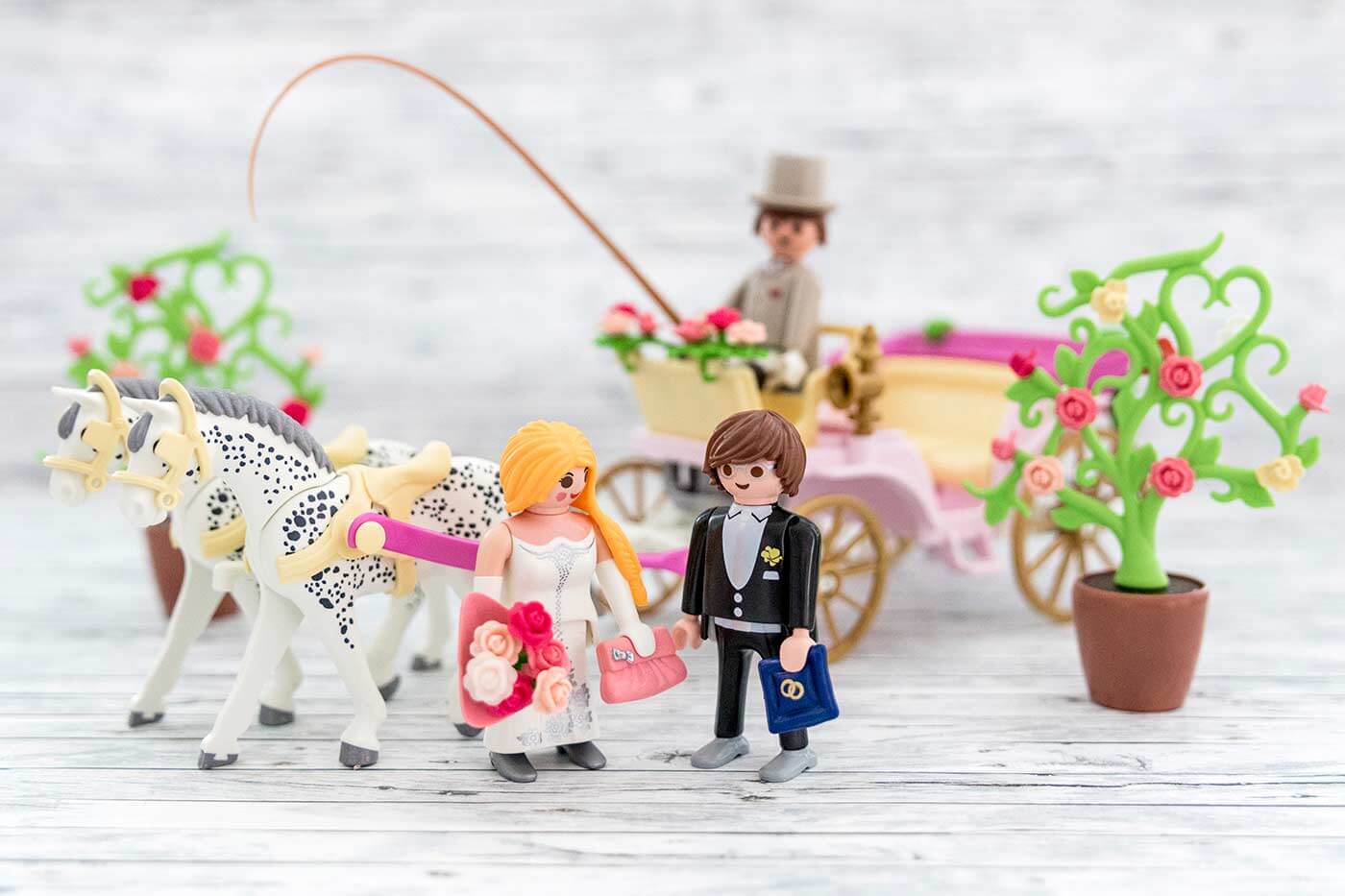 Playmobil Hochzeitspaar mit Pferdekutsche