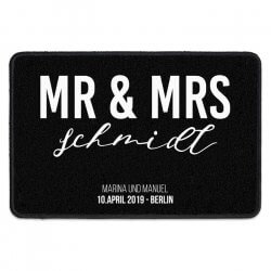 ideal als Hochzeitsgeschenk Persönliche Fußmatte Mr.& Mrs mit Ihrem Namen 