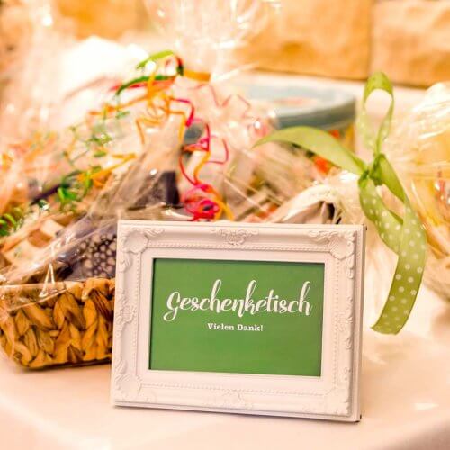 Vorlagen zur Hochzeit I 25 kostenlose Schilder & Checklisten