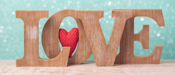 Hölzerne Hochzeit Infos, Sprüche & Geschenkideen