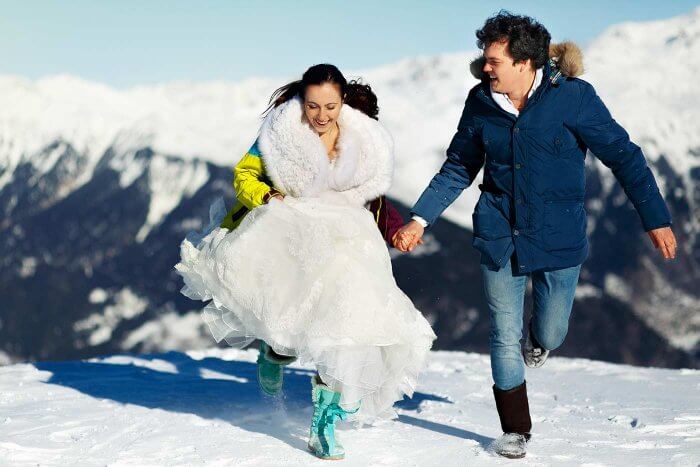 Trash the Dress im Schnee